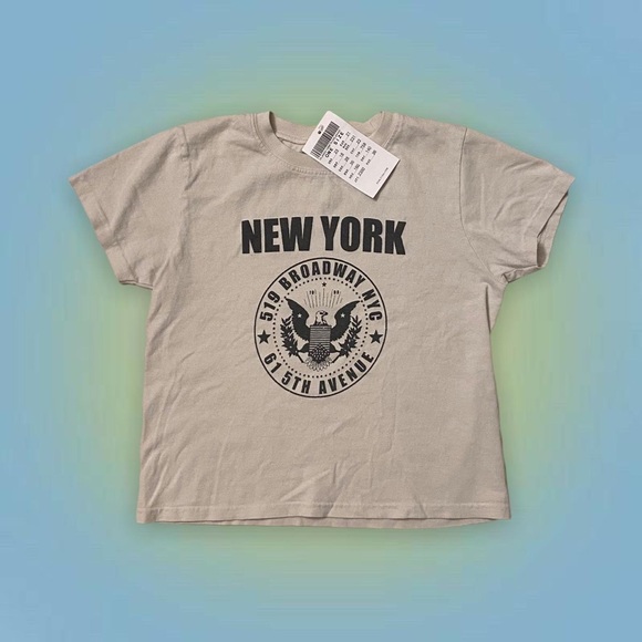 Brandy Melville Tops - brandy melville new york beige graphic tee